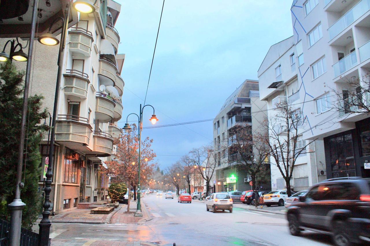 Regina'S Apartments Skopje Zewnętrze zdjęcie