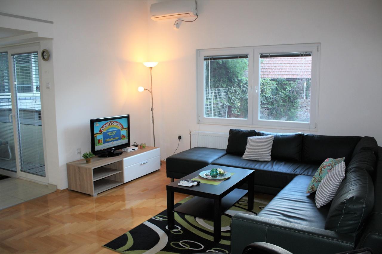 Regina'S Apartments Skopje Zewnętrze zdjęcie