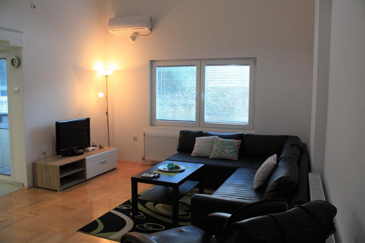 Regina'S Apartments Skopje Zewnętrze zdjęcie