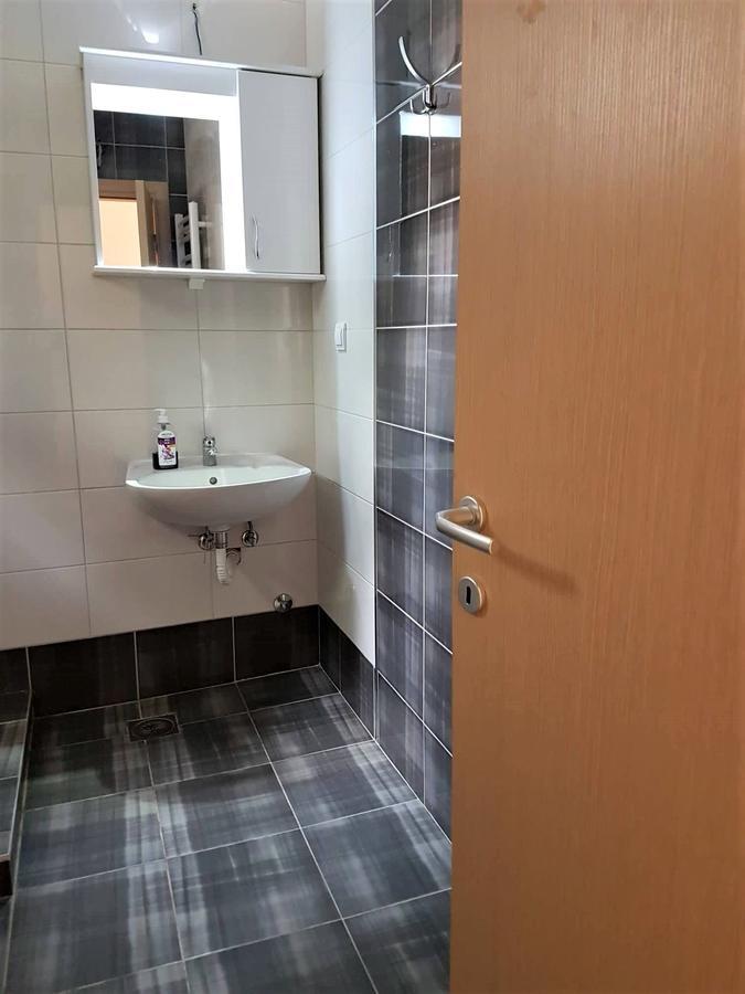 Regina'S Apartments Skopje Zewnętrze zdjęcie