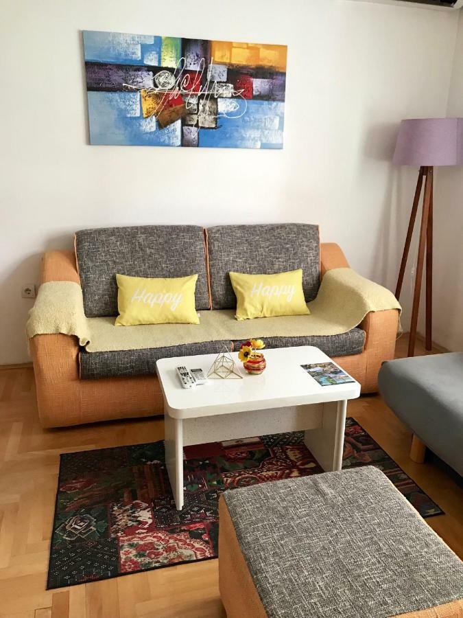 Regina'S Apartments Skopje Zewnętrze zdjęcie