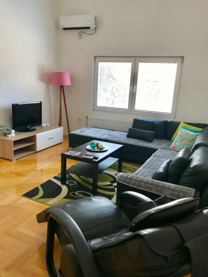 Regina'S Apartments Skopje Zewnętrze zdjęcie