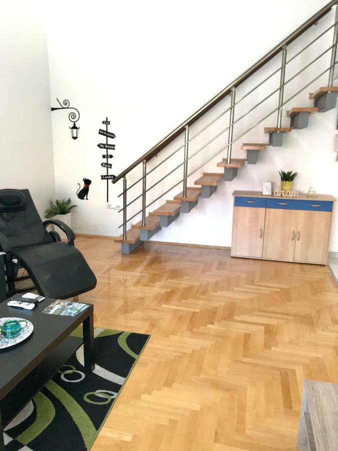 Regina'S Apartments Skopje Zewnętrze zdjęcie